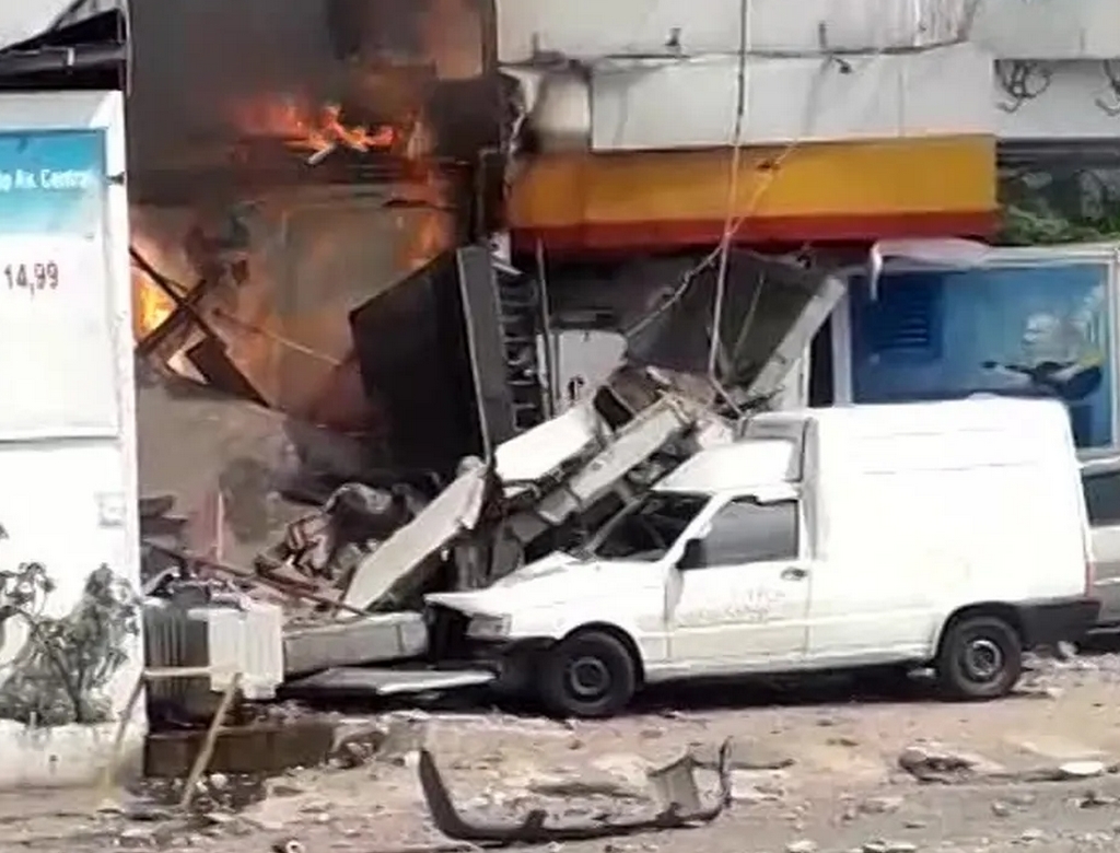 Explosão (foto Reprodução Redes Sociais) 2