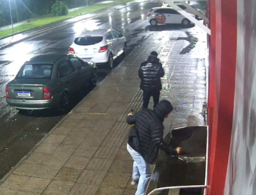 Homem Destrói Abrigo De Animais De Rua Em Sc (foto Reprodução Redes Sociais)