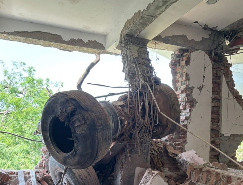 Queda De Avião Na India (foto Reprodução Redes Sociais) 3