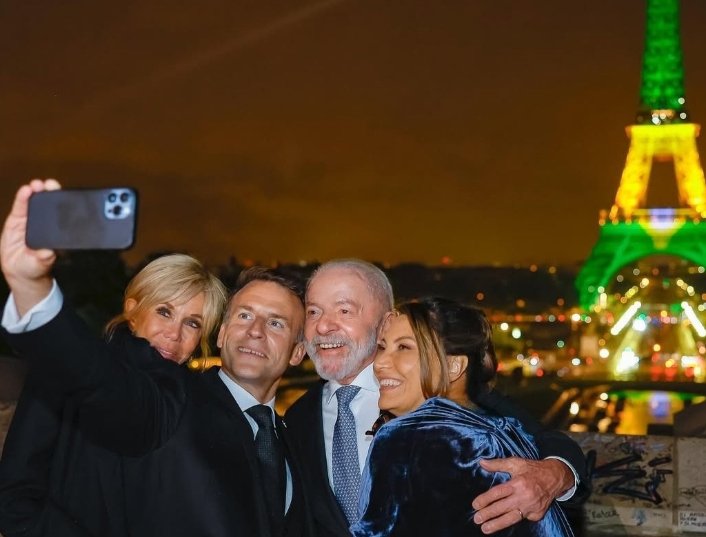 Torre Eiffel (foto Reprodução Redes Sociais) 3
