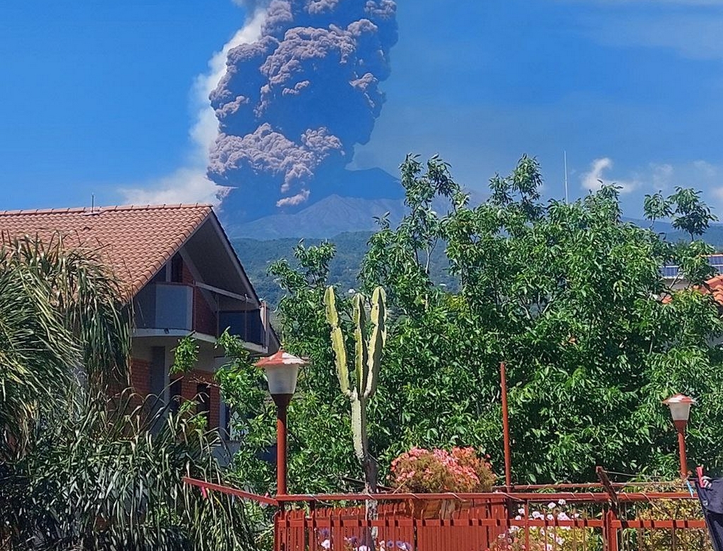 Vulcão (foto Reprodução Redes Sociais) 1